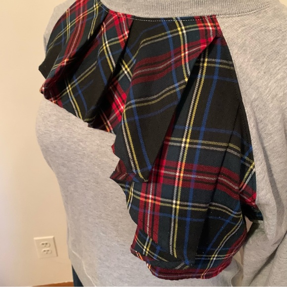 J. Crew grey crew neck sweater with red plaid detail size medium - Picture 5 of 9